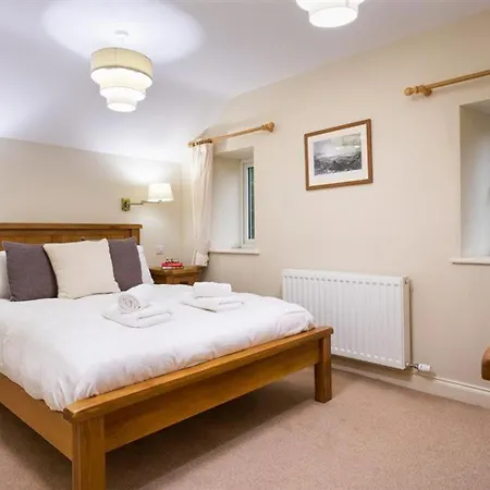 Cherry Garth Patterdale